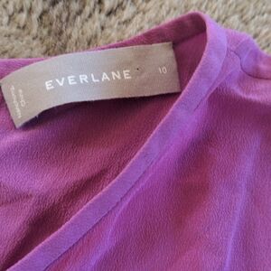 🆕 EVERLANE The Pocket Sleeveless Button-Back Top In Clean Silk